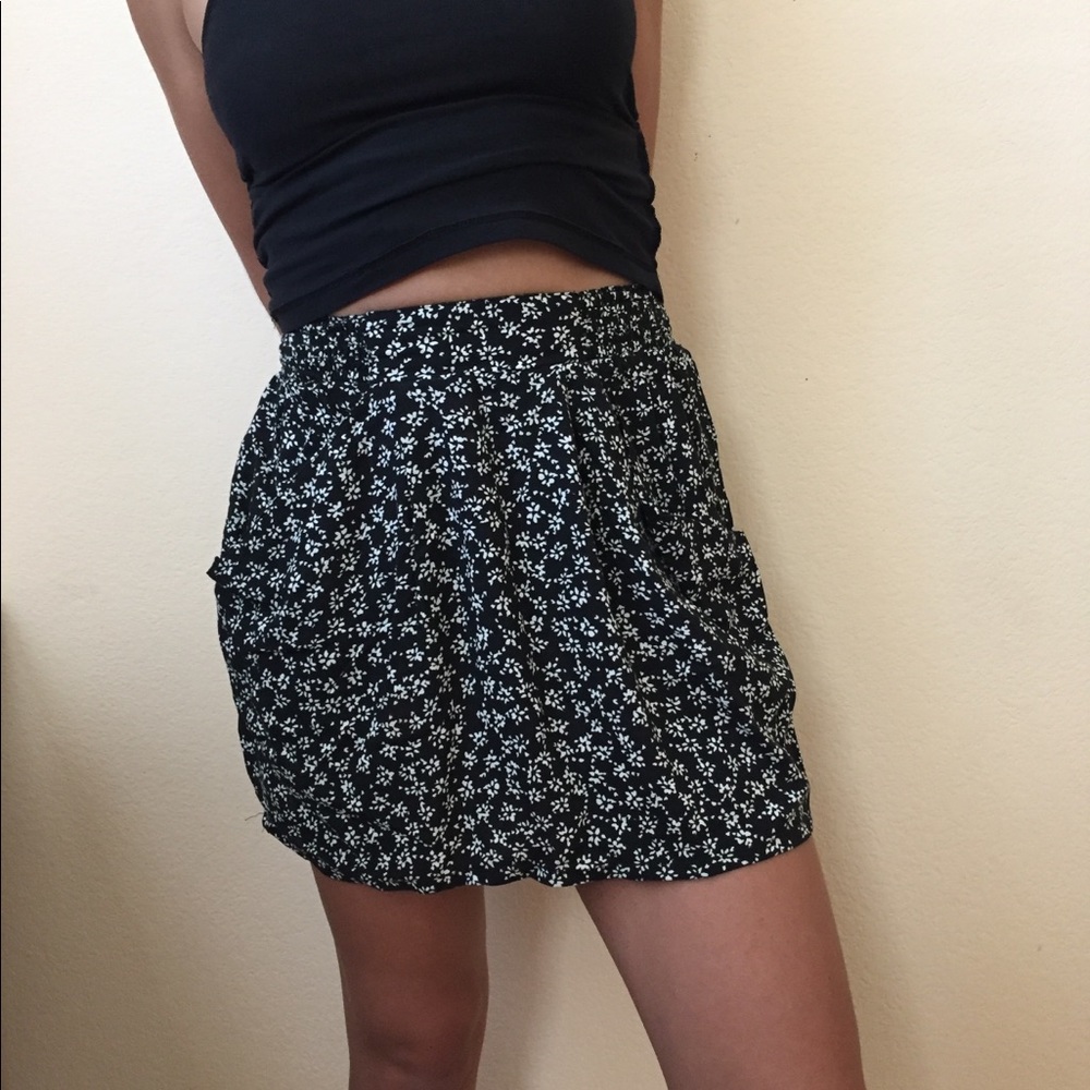 H&M skirt (with pockets!!)